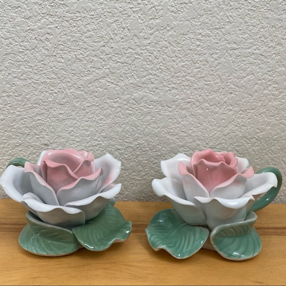 Pair of Ceramic Rose Flower Candle Holders - Picture 2 of 16